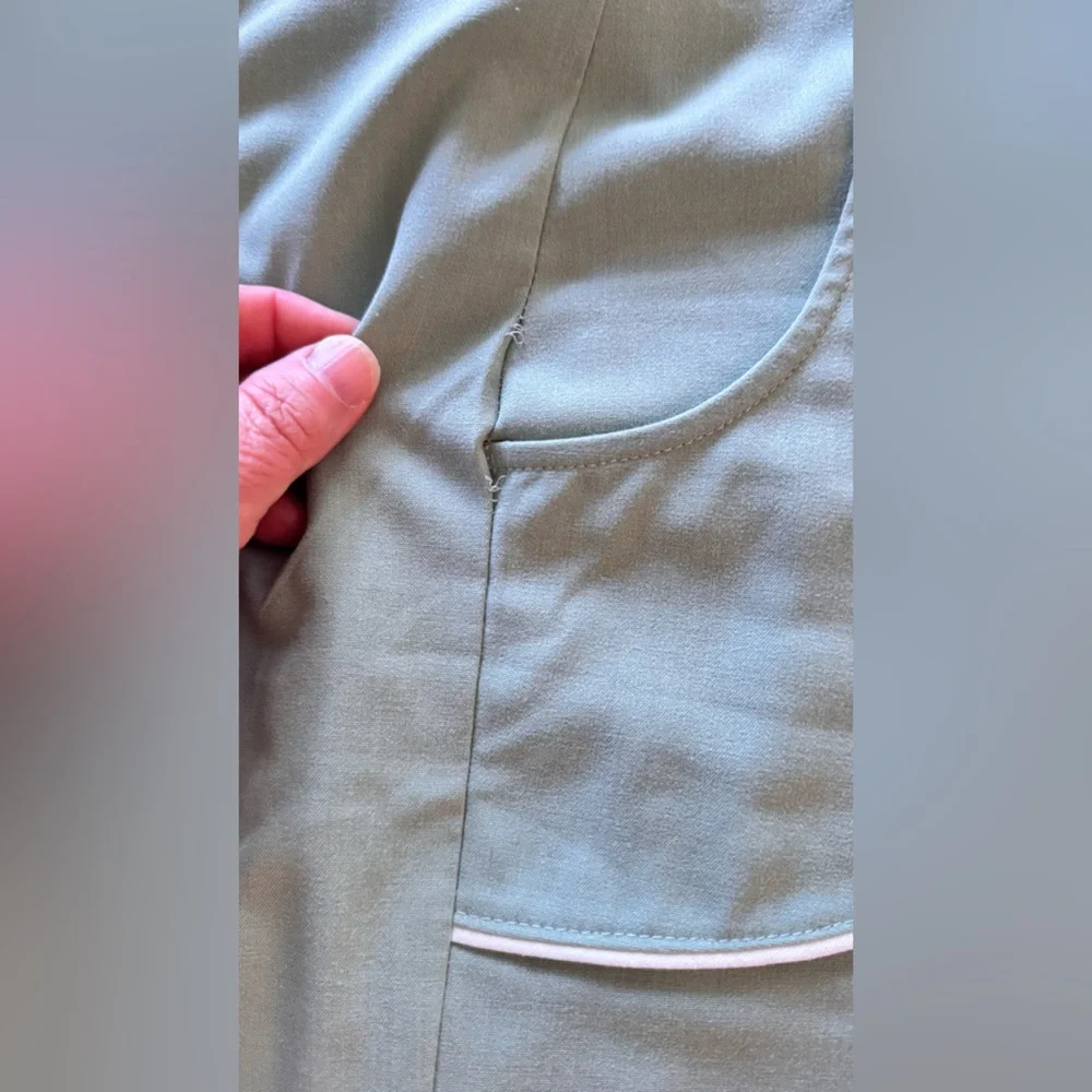 MODCLOTH Pastel Mint Green Wide Leg Trousers Pants w White Piping Trim